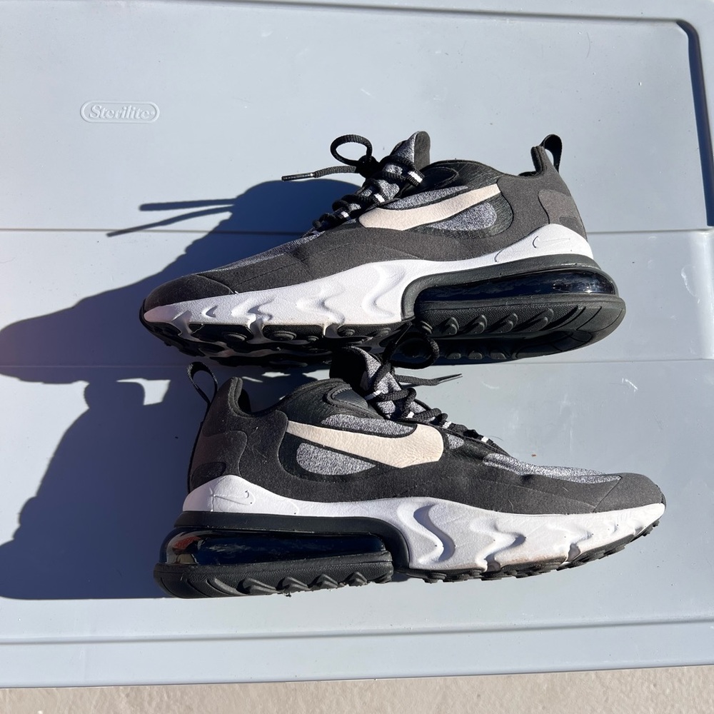 Nike Air 270